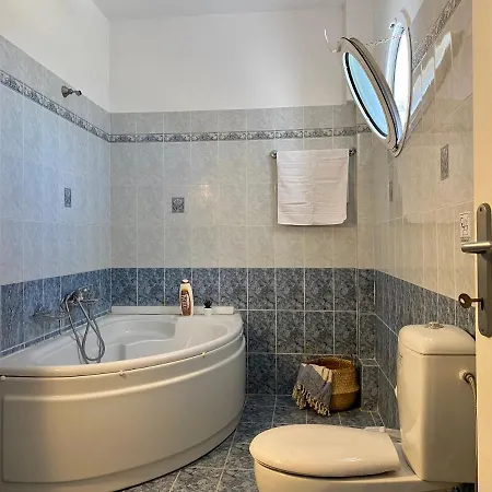 Casa vacanze Sunset View Apartment, In The Nature, At Zipari 