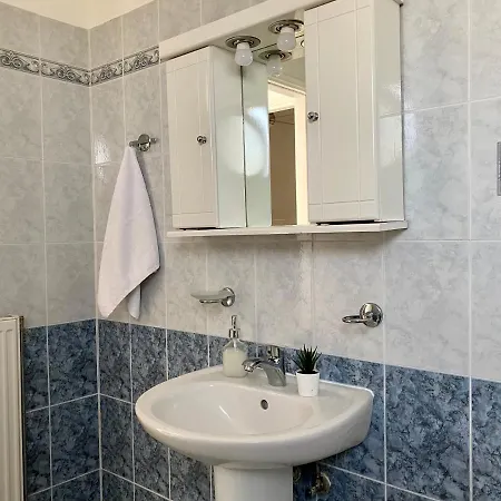 Semesterbostad Sunset View Apartment, In The Nature, At Zipari 